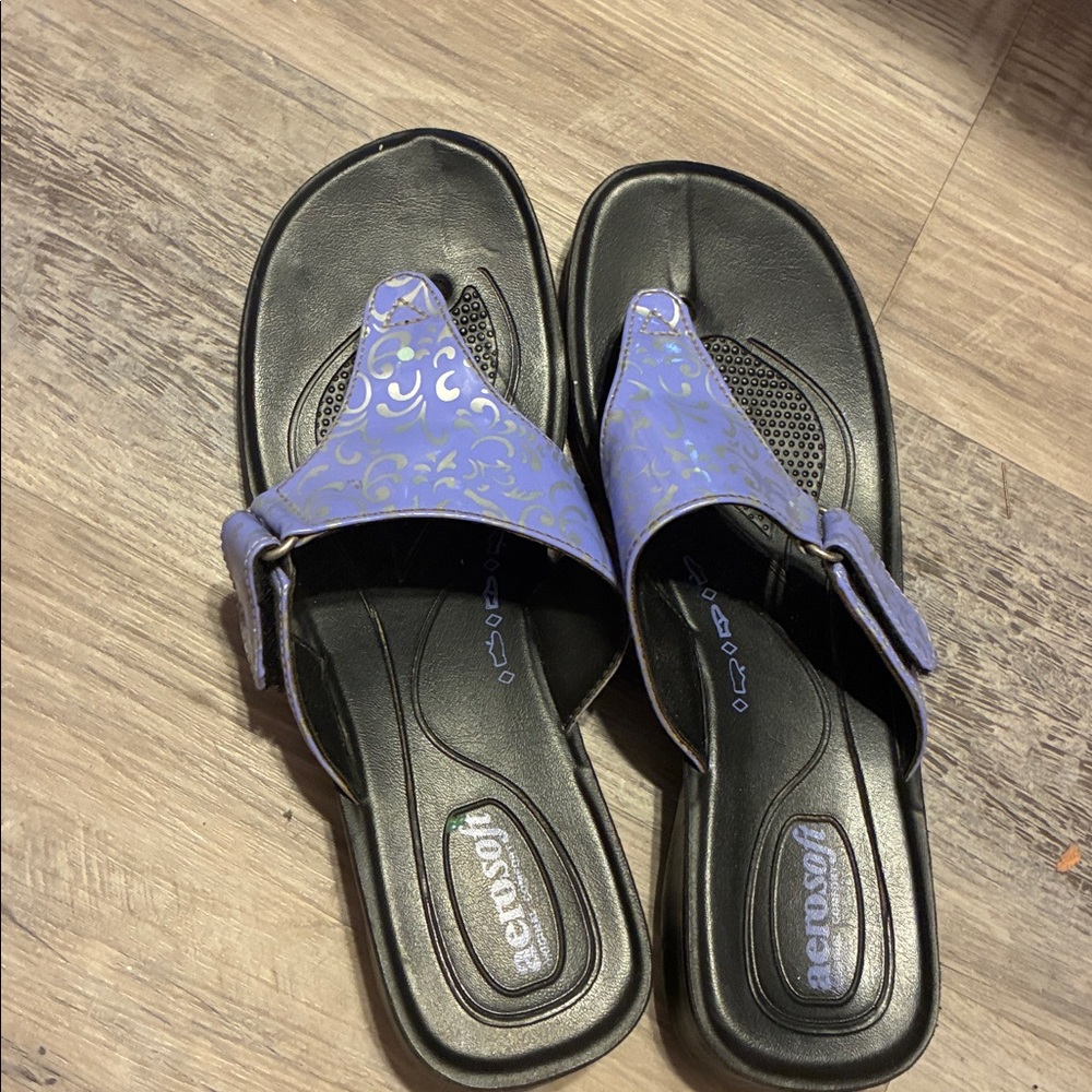 AEROSOLES Black and Blue Slide Sandals